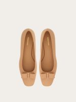 Ferragamo Iconic bow pump - Image 4